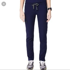 Figs | Navy Yola Skinny Scrubs Pant | medium tall